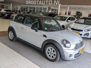 Mini Cooper 3-Deurs 1.6 Chili Airco, Cruise Control, Stuurbekrachtiging
