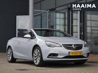 Opel Cascada 1.6 Turbo Cosmo | 170 PK | Cabriolet | Stoel en stuurverwarming | Navigatie | Achteruitrijcamera | 19 inch lichtmetalen velgen | Climate control | Dodehoek detectie