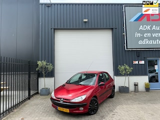 Peugeot 206 1.4 Gentry AUTOMAAT/AIRCO/80DKM!!