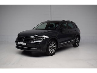 Volkswagen Tiguan 1.4 TSI eHybrid SOH 93.3% / VIRTUAL / EL.TREKHAAK / SFEERVERLICHTING / CARPLAY