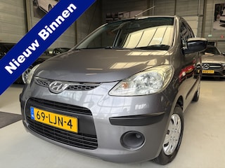 Hyundai i10 1.1 Active Afneembare trekhaak