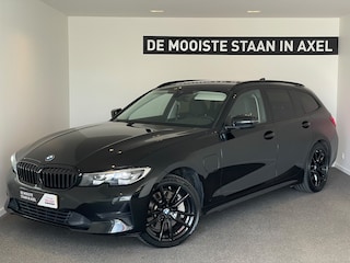 BMW 3-serie Touring 330e High Executive