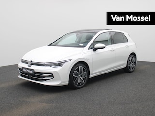 Volkswagen Golf 1.5 eHybrid Style Edition 204 PK| Panoramadak | Trekhaak | Navigatie | LED Matrix | Stoelverwarming | Stuurwielverwarming | Dodehoekdetectie