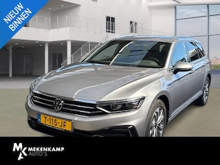 Volkswagen Passat Variant 1.4 TSI PHEV GTE Business 17"/Trekhaak/IQ Lights/Stoelverwarming/Camera/Apple Carplay & Android Auto
