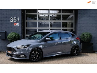 Ford Focus 2.0 ST-3 Stealth Grey|Leder|RS|Milltek|Maxton|Kanon!