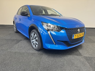 Peugeot 208 50 kWh SOH 100% Car play cruise control airco