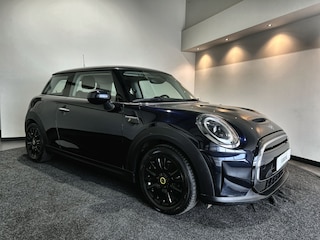 Mini Mini Electric Electric Collection 33 kWh | Head-up Display | Achteruitrijcamera | Digitaal dashboard | Soh (batterijcheck) Waarde 93,1 %