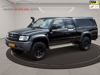 Toyota Hilux 2.5 D4-D 100 Xtra * AIRCO * MARGE * TREKHAAK * 4X4 *