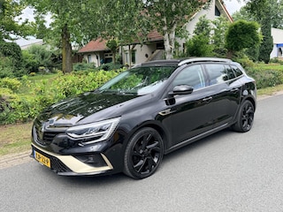 Renault Mégane Estate 1.6 Plug-In Hybrid 160PK•Pano•Bose•ACC