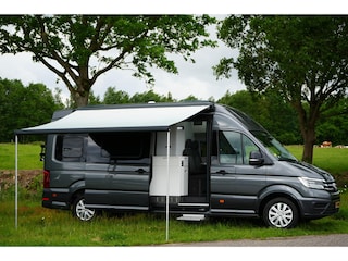 Volkswagen California Grand California 680 2.0 TDI 177PK AUTOMAAT | 2-persoonsbed | Draaistoelen | Fietsendrager | Adaptieve Cruise Control | Achteruitrijcamera |