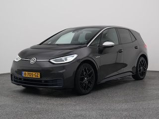 Volkswagen ID.3 First Plus 58 kWh | CAMERA | ADAPTIVE | STOEL- EN STUURVERW. | TREKHAAK