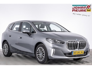BMW 2-serie Tourer 225 xDrive Luxury Line | Keyless | Camera .