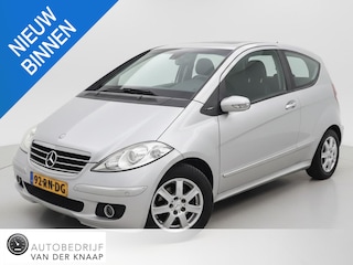 Mercedes-Benz A-klasse 200 Avantgarde | Clima | Cruise | Multimedia/Navi | Pano | Leder | PDC |