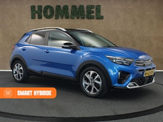 Kia Stonic 1.0 T-GDi MHEV GT-Line - VOORSTOELEN VERWARMD - HYBRIDE AANDRIJVING - STUURWIEL VERWARMD - DODEHOEKDETECTIE - PARKEERSENSOREN ACHTER - ACHTERUITRIJCAMERA - CRUISE CONTROL - APPLE CARPLAY/ANDROID AUTO - NAVIGATIESYSTEEM FULL-MAP