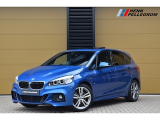 BMW 2-serie Tourer 220i M Sport * Comforttoegang * Panoramadak * Stuurverwarming * Hifi *