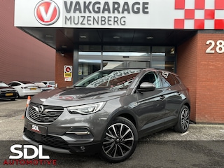 Opel Grandland 1.6 Turbo Hybrid4 Ultimate 300PK! // NAVI // CAMERA V+A // APPLE CARPLAY + ANDROID AUTO // STOEL VERWARMING + VERKOELING // ELEK. ACHTERKLEP //
