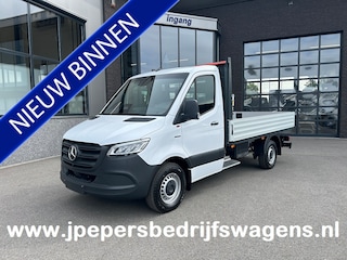 Mercedes-Benz Sprinter 320 L2 Select 81kWh / Snel laden 115kw / Open laadbak / Trekhaak / Distronic / MBUX / Smartphone-intergratie / Camera