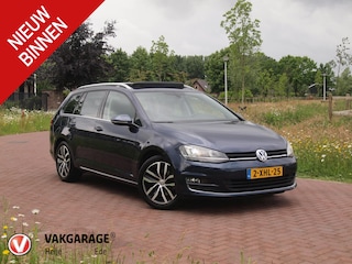Volkswagen Golf Variant 1.4 TSI Highline | Panoramadak | Camera | Trekhaak | Cruise Control | DAB |