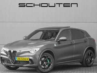 Alfa Romeo Stelvio 2.9 V6 AWD Quadrifoglio Pano H&K Carbon ACC Squadra NL Auto