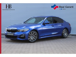 BMW 320i M-Sport/Shadow/Camera/Stoelverw/Carplay/Led
