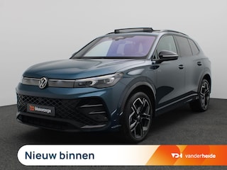 Volkswagen Tiguan 1.5 eHybrid R-Line Business 272PK DSG Panoramadak, Trekhaak, Black Style, Leder, Memorystoelen, Head-Up Display, Harman Kardon Audio, 360gr. Camera, 20" LM Velgen