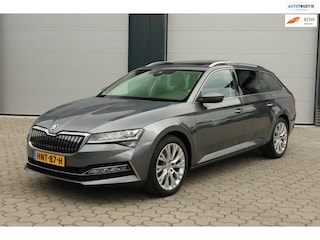 Skoda Superb Combi 1.4 TSI PHEV iV Business Edition Plus Pano Trekhaak