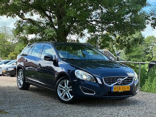 Volvo V60 2.0T Summum | Automaat + Leder + Cruise + Clima nu € 8.975,-!!!