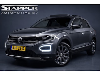 Volkswagen T-Roc 1.5 TSI 150pk Automaat Sport 1e Eig. Pano/Virtual/Camera/Standkachel/Adap-Cruise/Navi/Pdc/Lmv17"