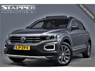 Volkswagen T-Roc 1.5 TSI 150pk Automaat Sport 1e Eig. Pano/Virtual/Camera/Standkachel/Adap-Cruise/Navi/Pdc/Lmv17"