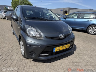Toyota Aygo 1.0 VVT-i Access,Airco,Navi,Led!