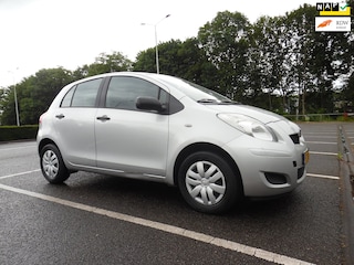 Toyota Yaris 1.0 VVTi Acces