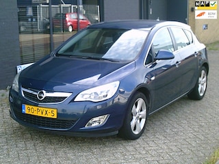 Opel Astra 1.6 Edition Airco LM-V Navi Cruise Trekhaak