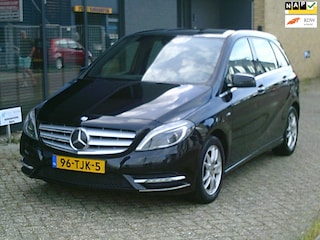 Mercedes-Benz B-klasse 180 Ambition Nwe Apk Airco Navi LM-V Cruise Leder
