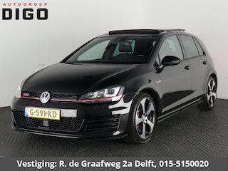 Volkswagen Golf 2.0 TSI GTI Performance Automaat | Scchuif-/Kanteldak | Navigatie | Camera | Leder | Privacy Glass |