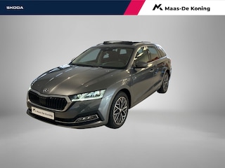 Skoda Octavia Combi 1.4TSI iV 150kW/204PK PHEV Business Edition Plus · Panoramadak · Trekhaak · Navigatie · Camera · Apple/Android Car Play ·
