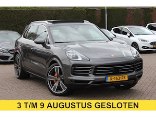 Porsche Cayenne 3.0 E-Hybrid / Trekhaak / Panoramadak / Camera / Luchtvering / 22'' / Sportchrono / Bose / Stoelventilatie+Verwarming / Cruise Control