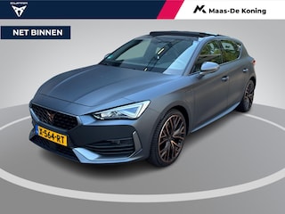 Cupra Leon 1.4 245pk DSG e-Hybrid VZ Business · Panoramadak · Stoelverwarmig · Apple/Android Car Play · Navigatie · 19'' Inch ·