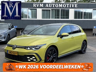 Volkswagen Golf 1.4 eHybrid GTE PHEV 245PK | 32.000 KM! | PANO | HEAD-UP DISPLAY | KEYLESS | IQ LED MATRIX | WINTERPAKKET | CAMERA | ADAPTIEVE CRUISE CONTROL | DODEHOEKDETECTIE | ALL SEASONS | FULL OPTIONS | RIJKLAAR + 12 MND BOVAG GARANTIE