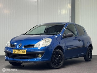 Renault Clio 1.2-16V Special Line