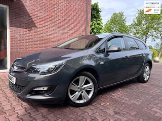 Opel Astra Sports Tourer 1.4 Edition