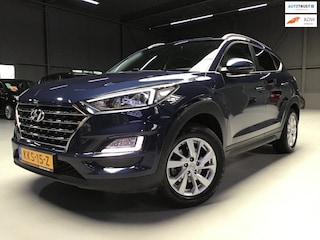 Hyundai Tucson 1.6 GDI Comfort I Carplay I Camera I Stoel/Stuurverw. I Navi I Cruise I Clima I 2jr Apk I 132PK I Getint Glas I Led