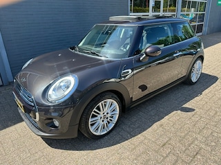 Mini Cooper 3-Deurs 1.5 Chili / Panorakadak / Gratis afleverpakket ! incl bovag garantie