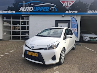 Toyota Yaris 1.5 Full Hybrid Aspiration Automaat | Camera | Navi | Cruise | Trekhaak | Nieuwe APK bij aflevering