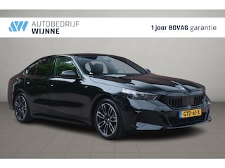 BMW 520i 190pk Aut. M Sport | Panoramadak | Carbon | 360° Camera | Keyless | Head-Up Display | Winter Pakket | Elektrische Achterklep | Trekhaak