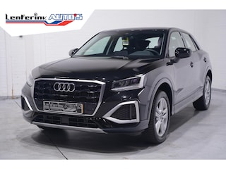 Audi Q2 35 TFSI Advanced Navi Virtual Cockpit Verwarmbare stoelen Clima 2 zones DAB-ontvangst keyless entry/start Camera 17"-lmv met 4-seizoenen banden Adaptive cruise afneembare trekhaak PDC v+a Apple-carplay stuurbediening