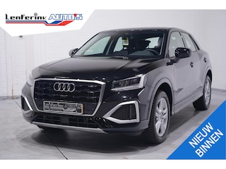 Audi Q2 35 TFSI Advanced Navi Virtual Cockpit Verwarmbare stoelen Clima 2 zones DAB-ontvangst keyless entry/start Camera 17"-lmv met 4-seizoenen banden Adaptive cruise afneembare trekhaak PDC v+a Apple-carplay stuurbediening