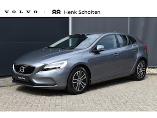 Volvo V40 T2 Nordic+ | AUTOMAAT | Navigatie | Lichtmetalen velgen | Parkeersensoren achter | Stoelverwarming | Koplampreinigingssysteem | Standkachel | Volvo on Call | Climate Control | Cruise Control |
