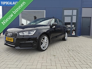 Audi A1 Sportback 1.0 TFSI Sportief Cruise/Navi/Stoelverw