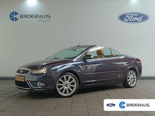 Ford Focus Coupé-Cabriolet 2.0-16V Titanium