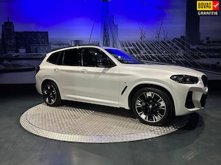 BMW iX3 High Executive 80 kWh *Pano*HUD*Driving Assistant Professional